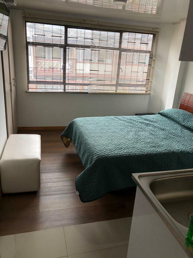 Aparta Estudio En Norte Богота Экстерьер фото